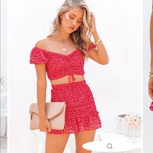 VICI Red Floral Smocked Skort♥️